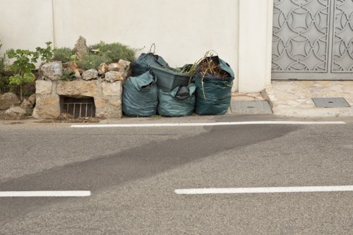 Wait and Load skip hire service in Plumstead